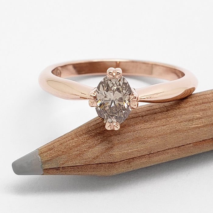 Elle Canada Picks Era Engagement Ring as a 2021 Style to Watch