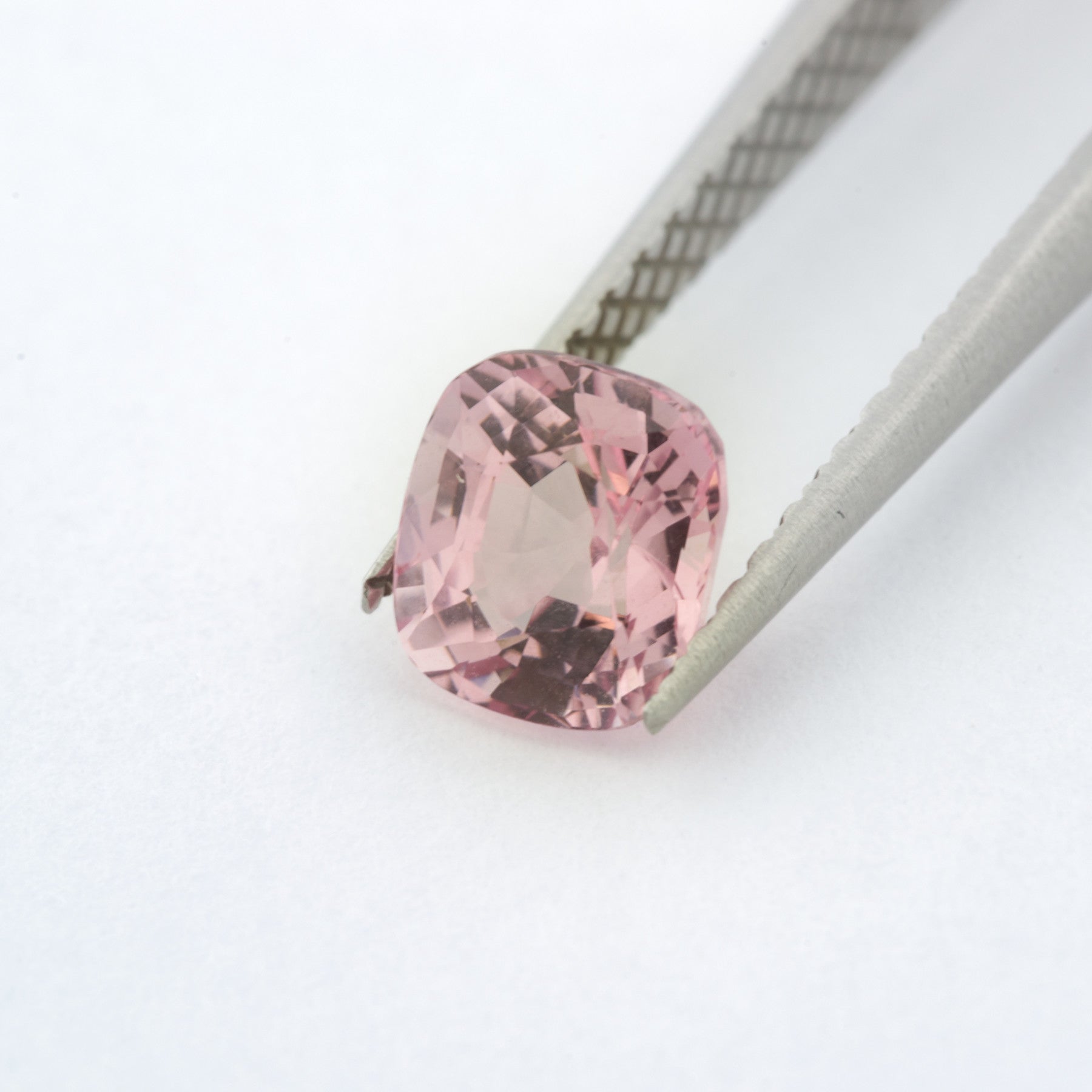 New Spring Sapphires and Spinels in Stock!