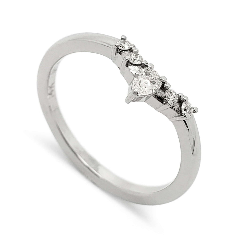 14kt white gold chevron wedding ring with pear cut diamond and round accent diamonds