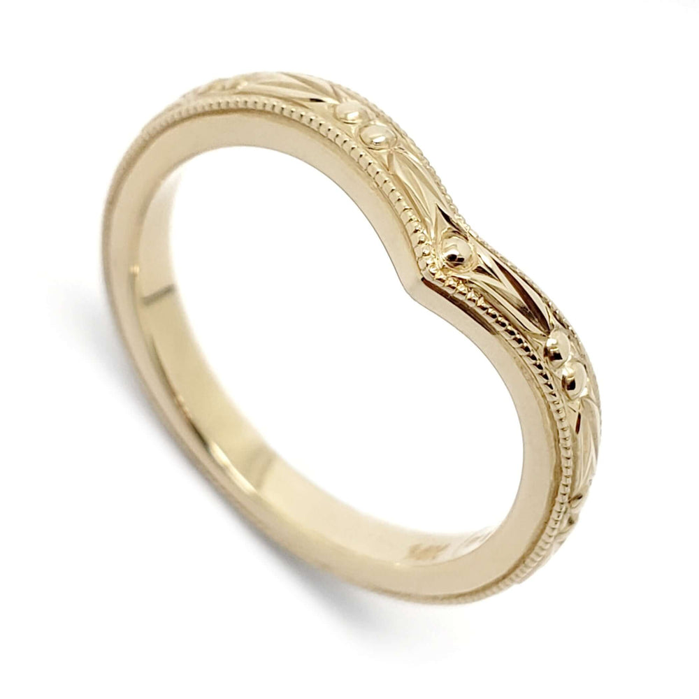 14kt yellow gold chevron wedding ring with hand engraved berry pattern and millgrain detail