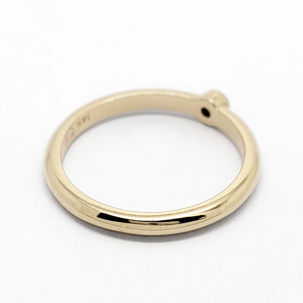 Back view of polished 14kt yellow gold ring