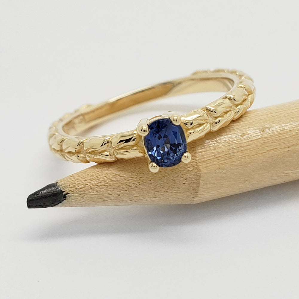 Blue Sapphire Engagement Ring | Era Design Vancouver Canada