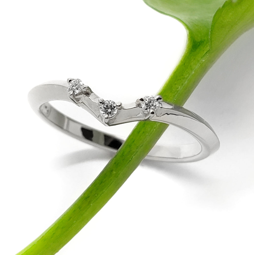 Canadian Diamond Wedding Ring | Era Design Vancouver Canada