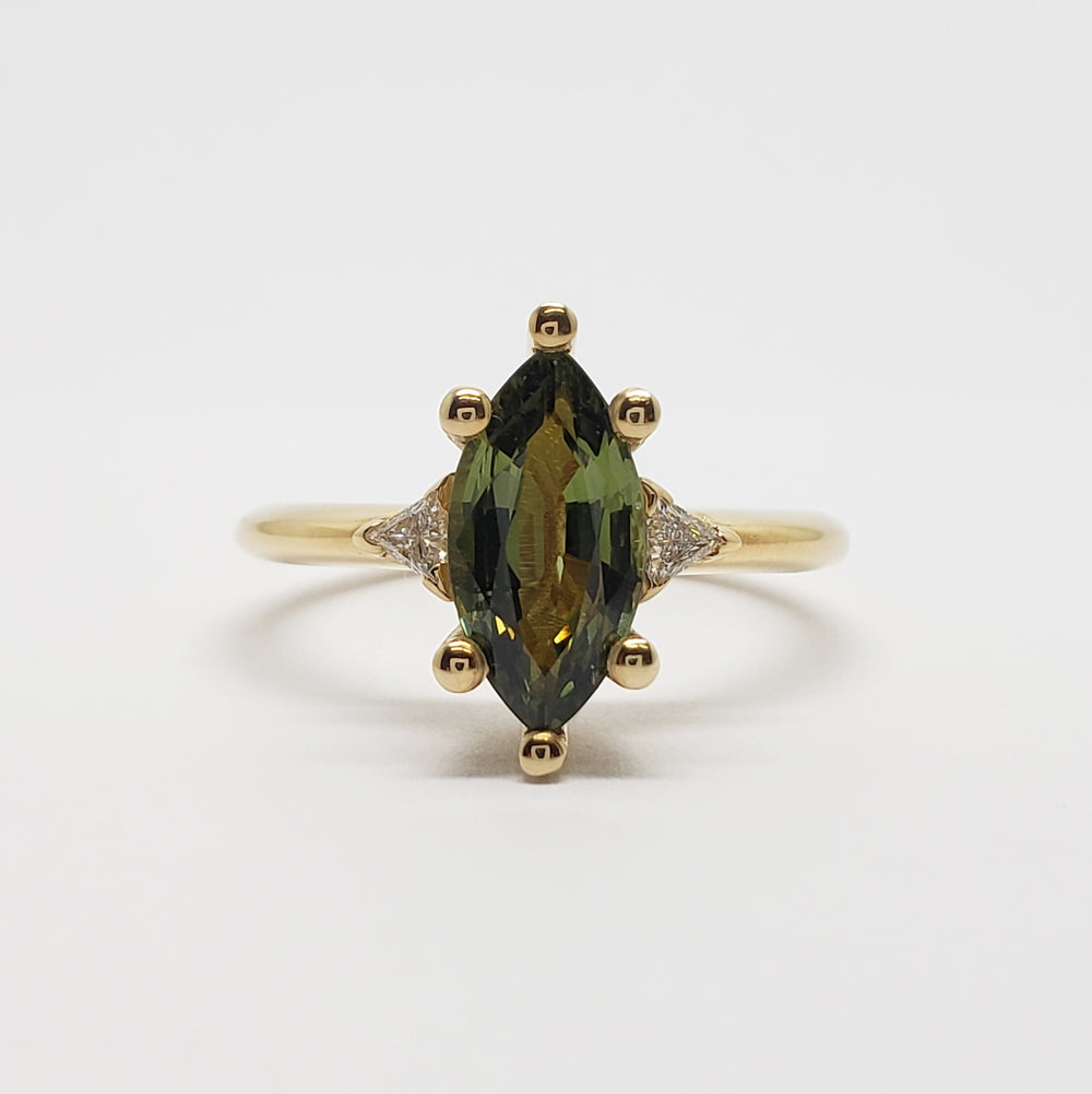 Green Sapphire Engagement Ring | Era Design Vancouver Canada