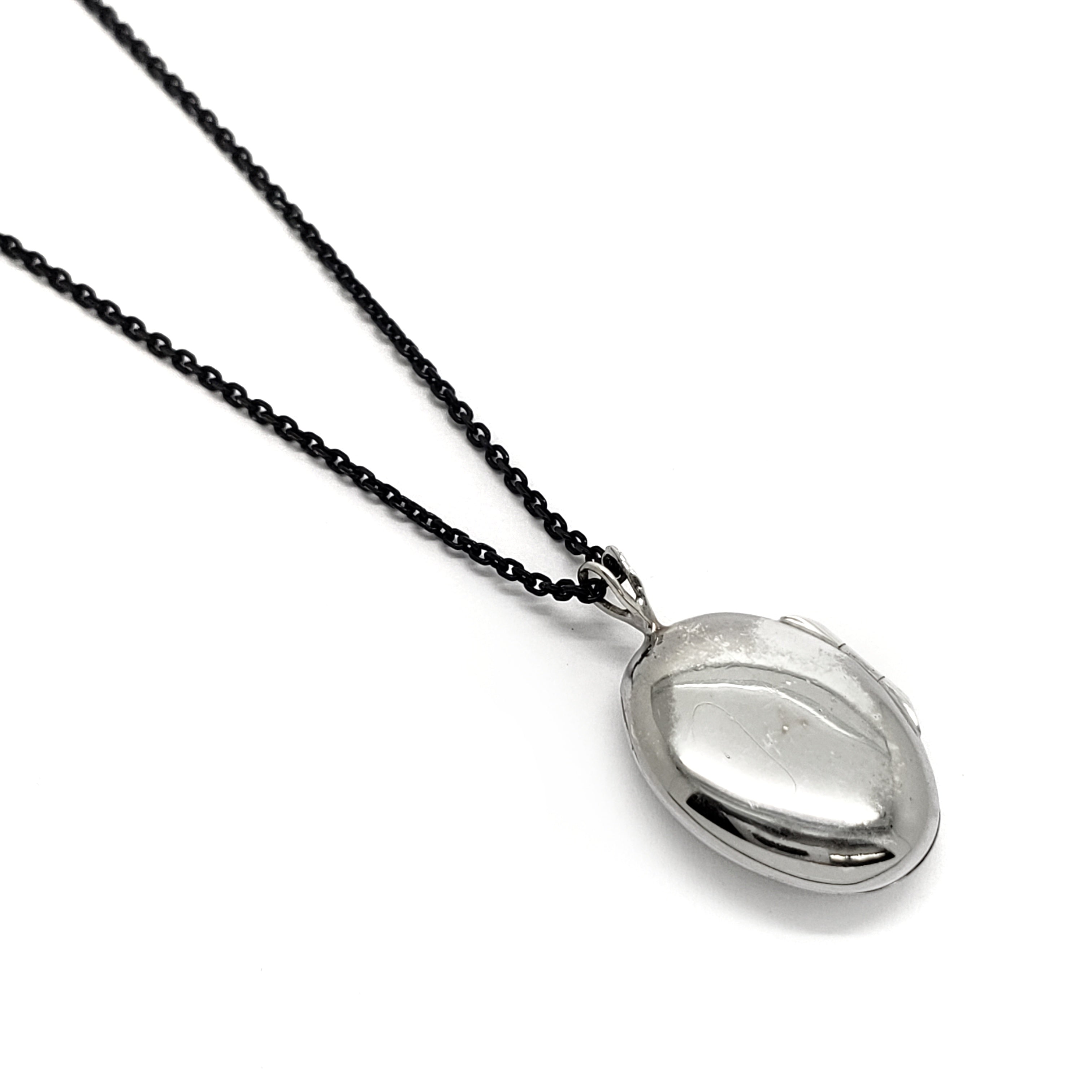 Vintage Silver Locket | Era Design Vancouver Canada