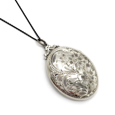Vintage Silver Locket | Era Design Vancouver Canada