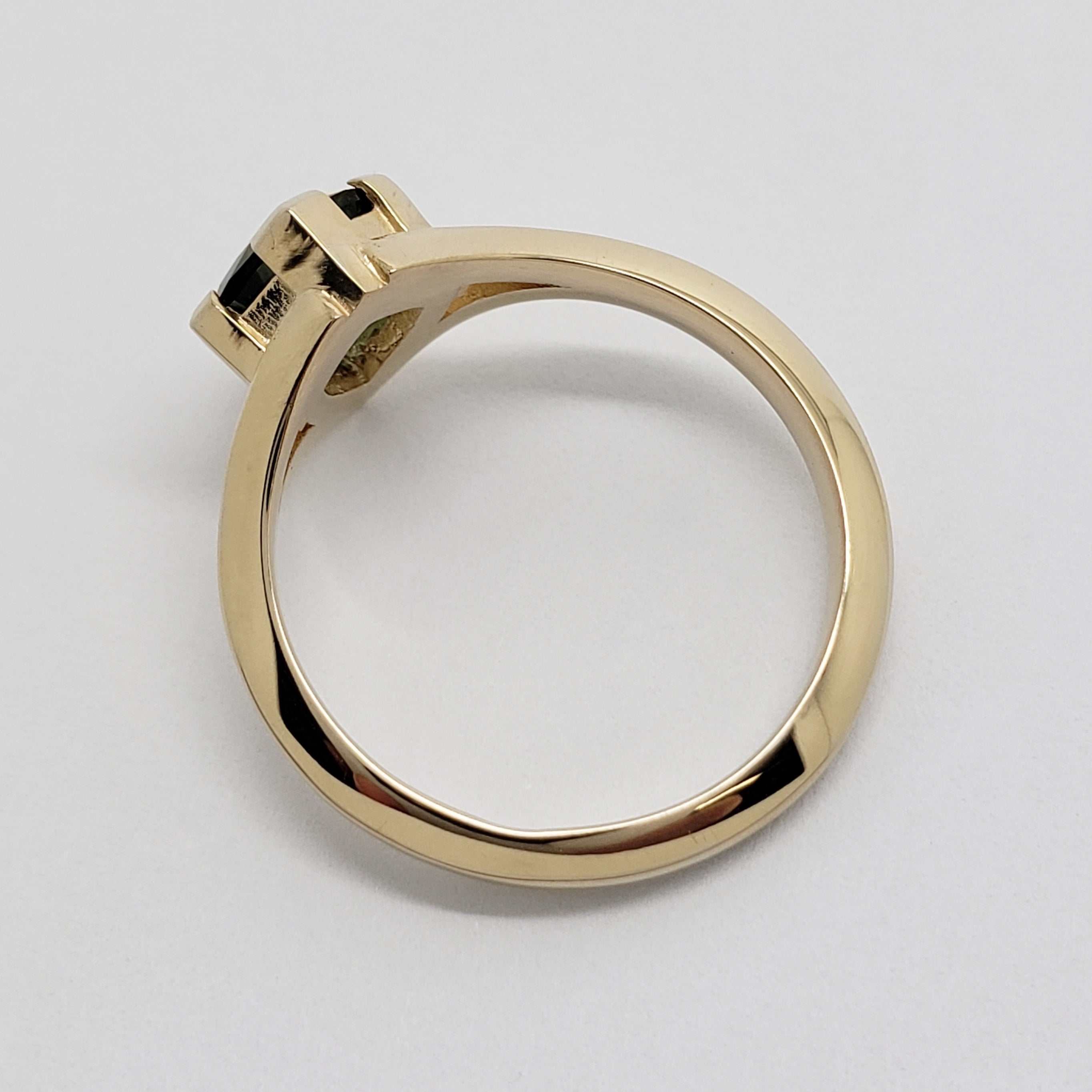 Sapphire Engagement Ring | Era Design Vancouver Canada