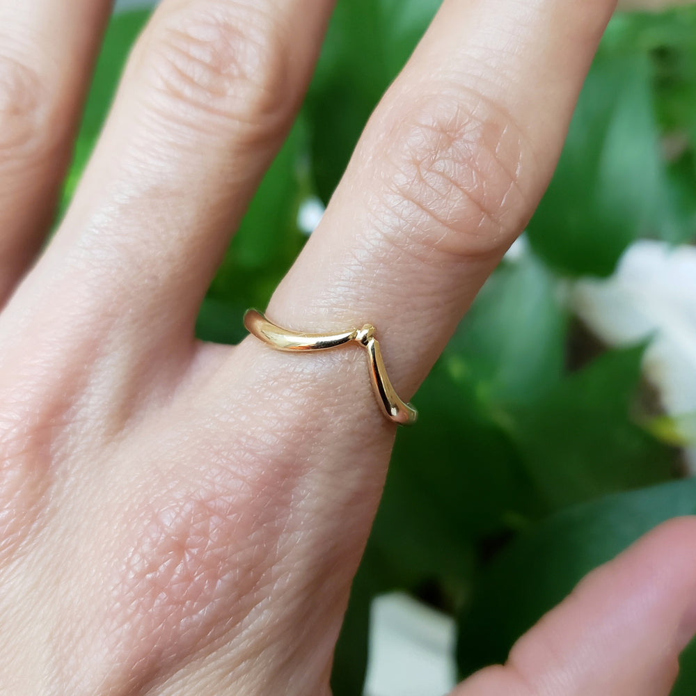 Yellow Gold Chevron Wedding Ring | Era Design Vancouver Canada