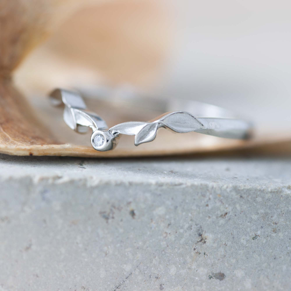 Canadian Diamond Wedding Ring | Era Design Vancouver Canada