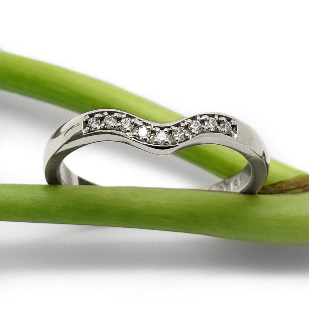 Canadian Diamond Wedding Ring | Era Design Vancouver Canada