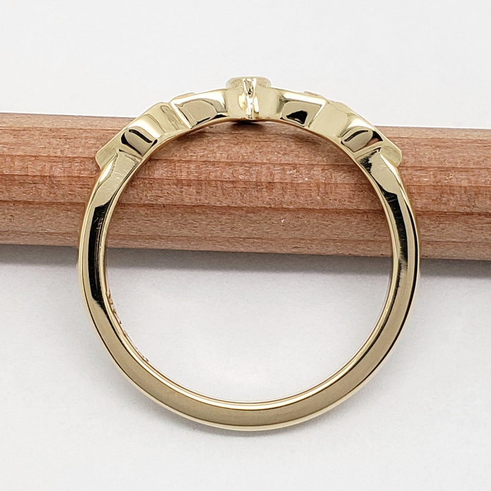 Canadian Diamond Wedding Ring | Era Design Vancouver Canada