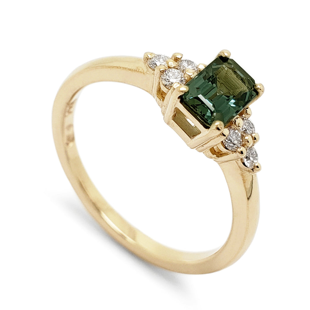 Green Sapphire Engagement Ring | Era Design Vancouver Canada