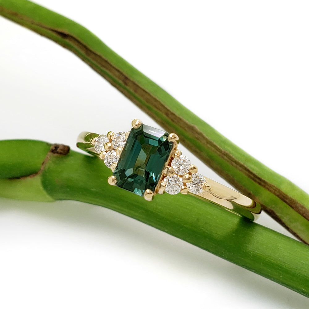 Green Sapphire Engagement Ring | Era Design Vancouver Canada