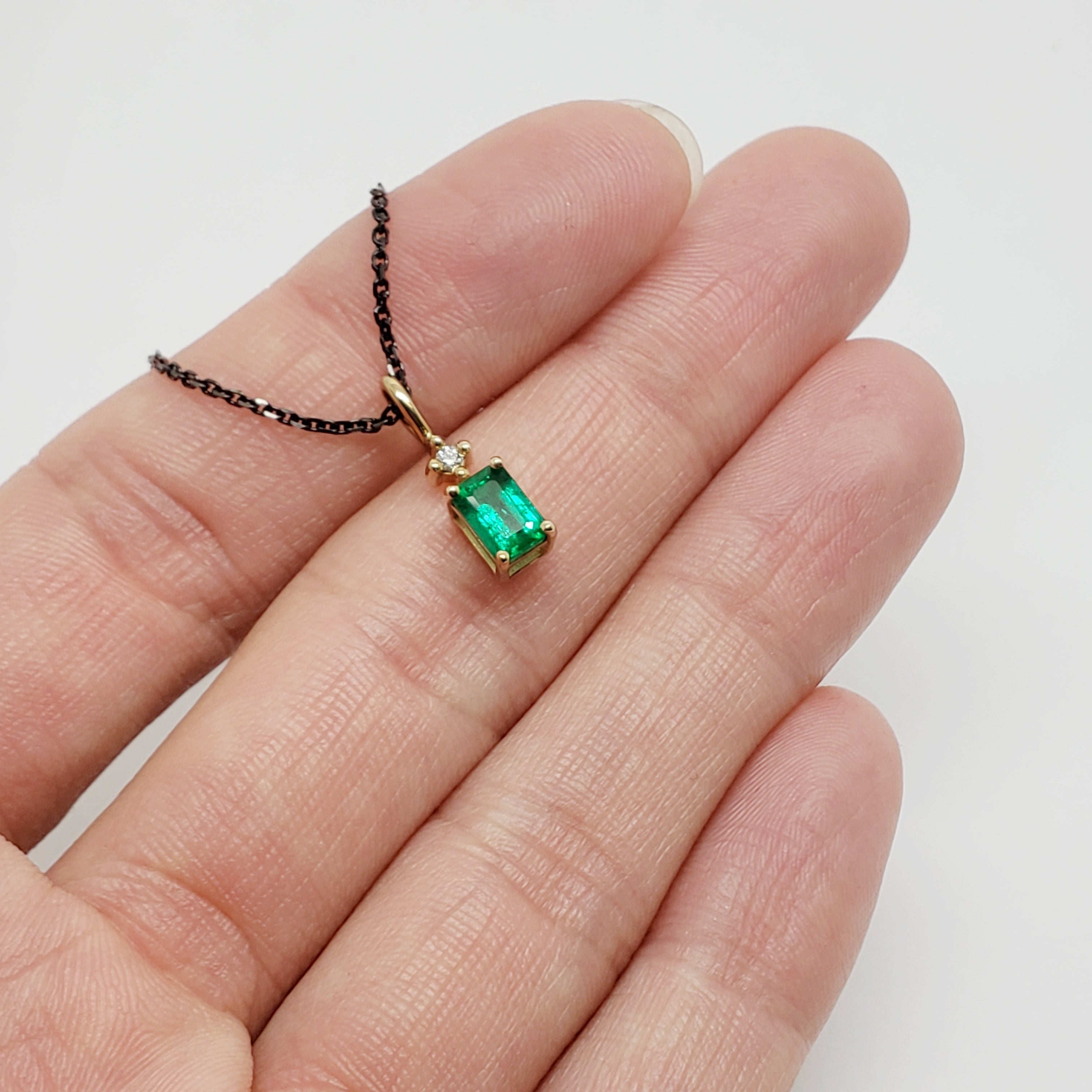 Emerald and Diamond Necklace | Era Design Vancouver Canada