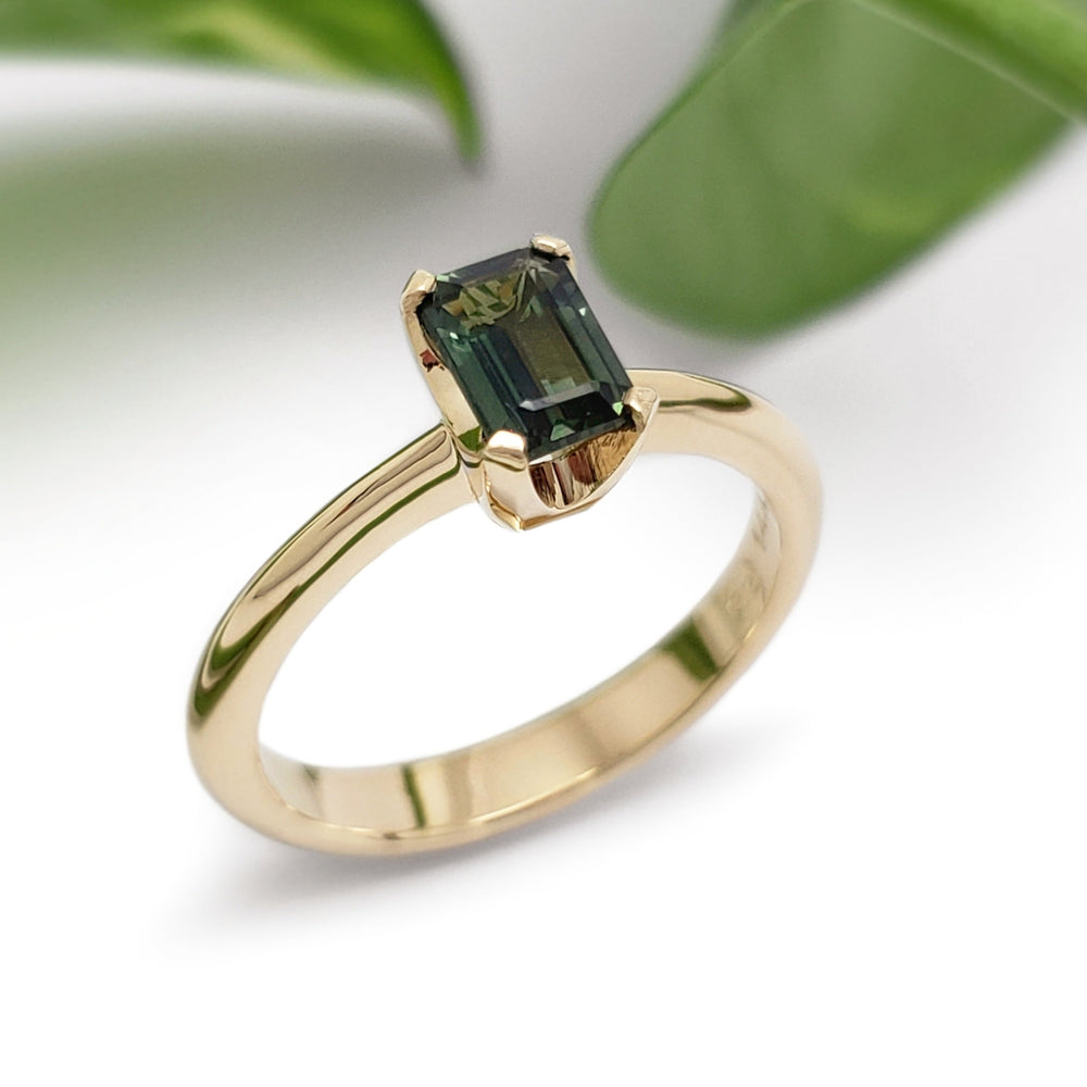 Green Sapphire Engagement Ring | Era Design Vancouver Canada