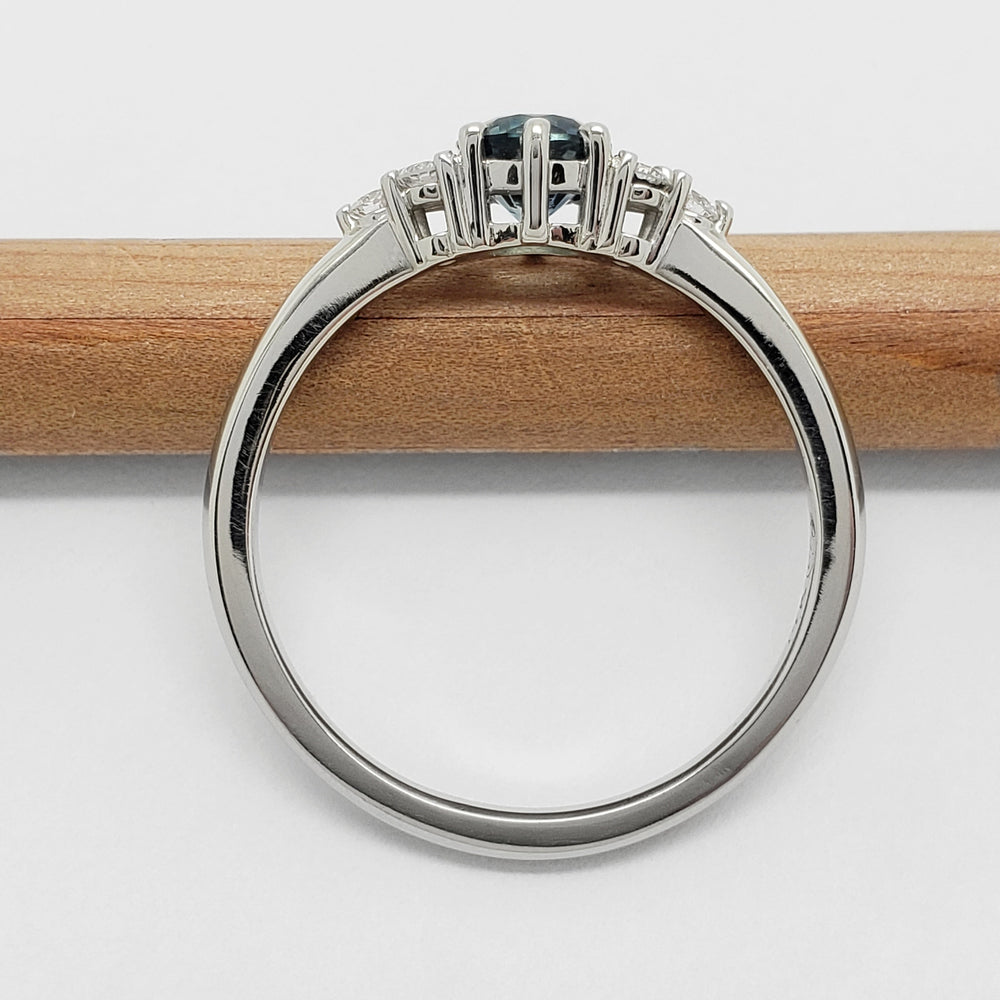 Montana Sapphire Engagement Ring | Era Design Vancouver Canada